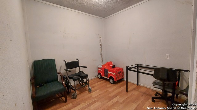 Image 8 of 37 For 119 Bank