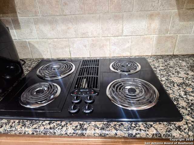 Image 23 of 29 For 3251 Monarch