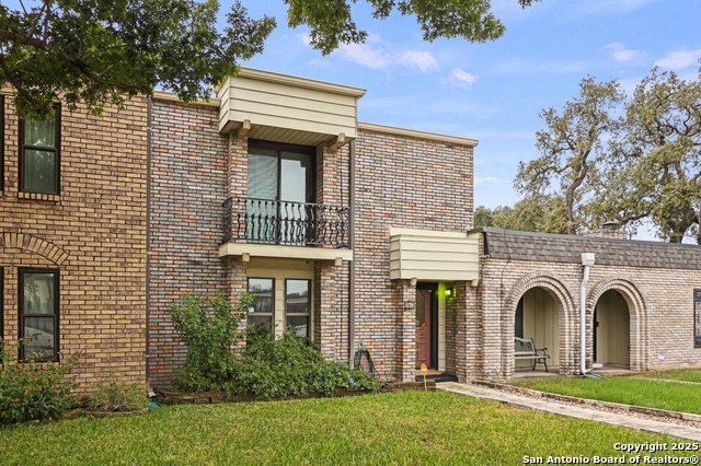 Image 7 of 35 For 162 Amistad