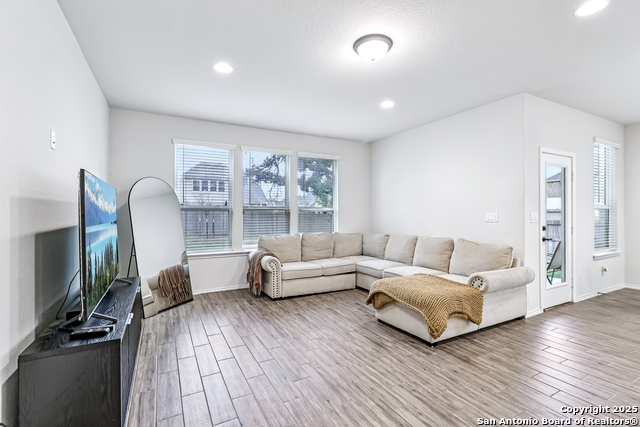 Listing photo id 8 for 12336 Sagerider