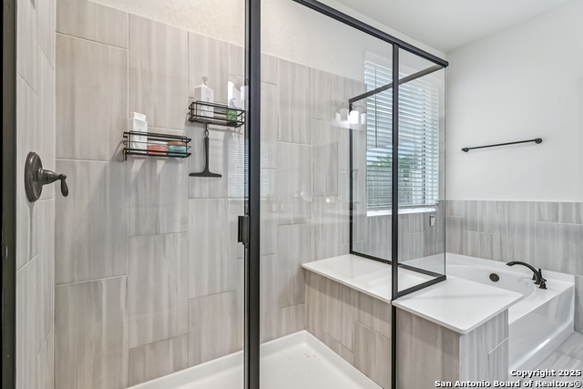 Listing photo id 14 for 12336 Sagerider