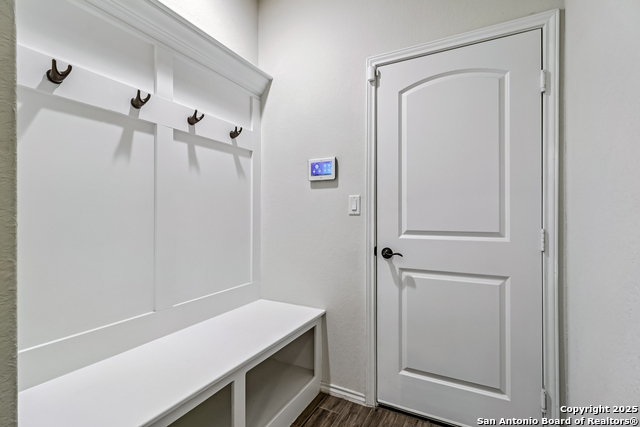 Listing photo id 21 for 12336 Sagerider