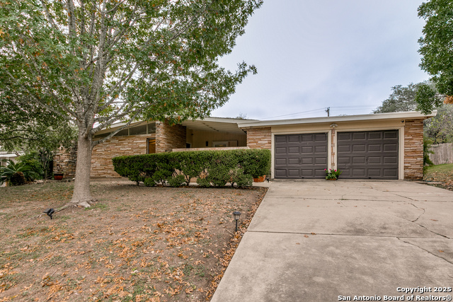 Details for 230 One Oak Dr., San Antonio, TX 78228