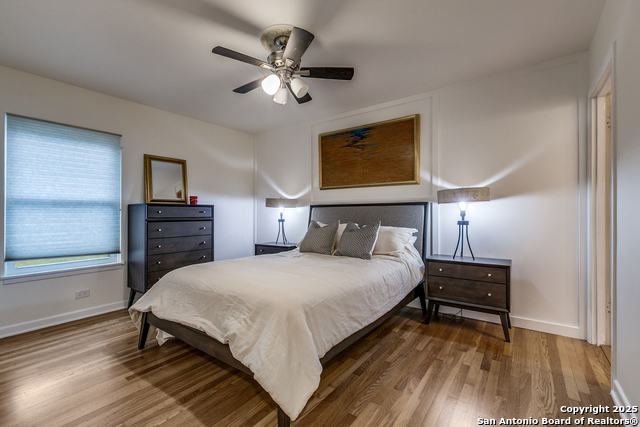 Image 17 of 30 For 230 One Oak Dr.