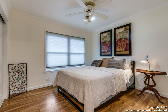 Image 21 of 30 For 230 One Oak Dr.