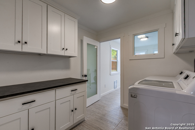 Image 24 of 30 For 230 One Oak Dr.