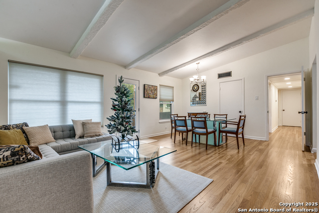 Image 7 of 30 For 230 One Oak Dr.