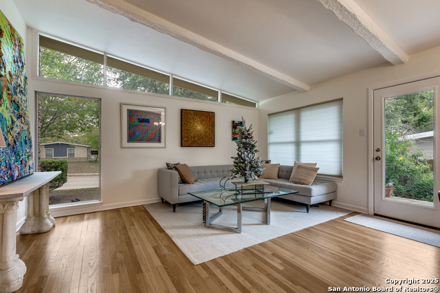 Image 9 of 30 For 230 One Oak Dr.