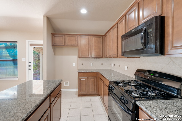 Image 10 of 19 For 12102 Presidio