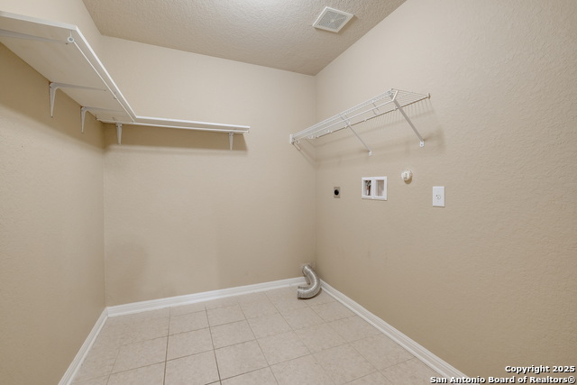 Image 16 of 19 For 12102 Presidio