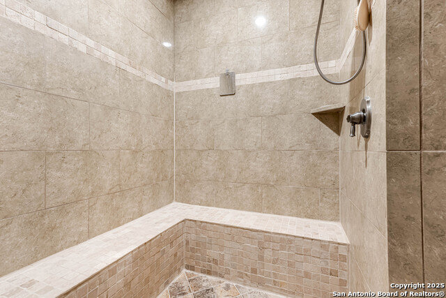 Image 25 of 39 For 515 County Road 3822