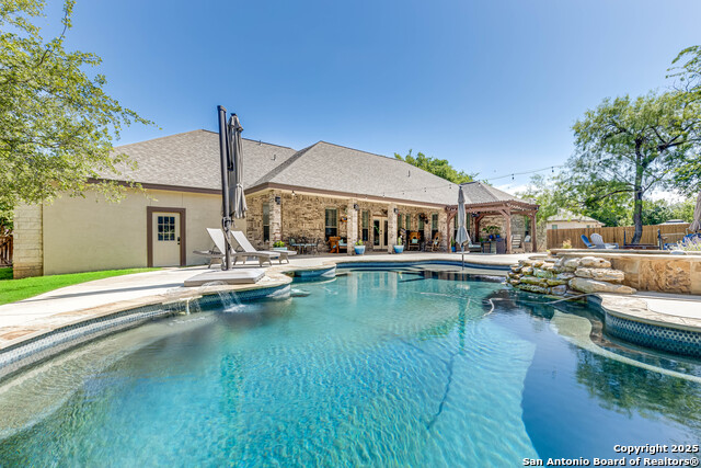 Image 3 of 39 For 515 County Road 3822