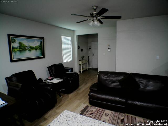 Image 3 of 4 For 13303 Stadium Cove 102