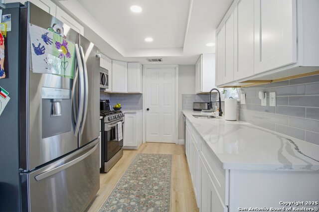 Image 10 of 29 For 8571 Timber Briar St