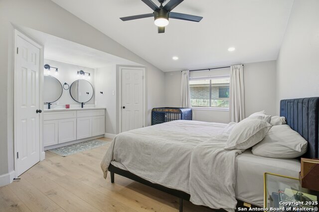 Image 17 of 29 For 8571 Timber Briar St