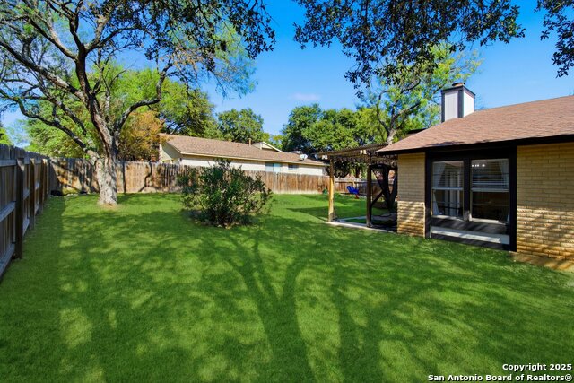 Image 25 of 29 For 8571 Timber Briar St