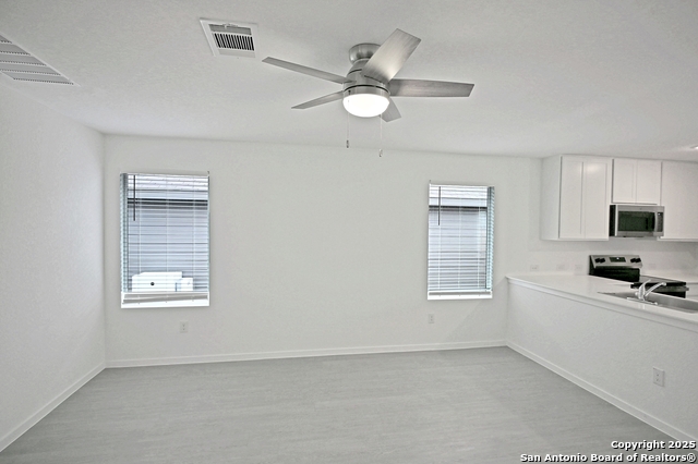 Image 10 of 24 For 3817 Low Tide