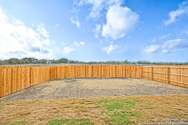 Image 21 of 24 For 3817 Low Tide