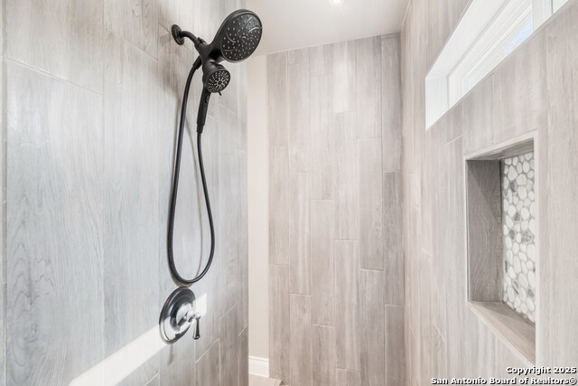 Image 23 of 47 For 193 Timber Place