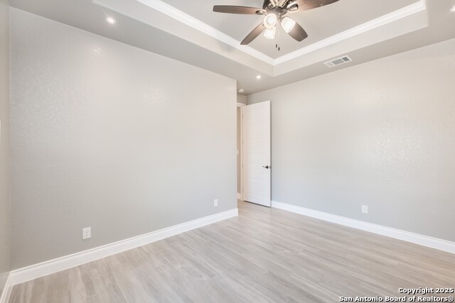 Image 28 of 47 For 193 Timber Place