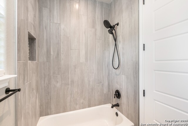 Image 32 of 47 For 193 Timber Place