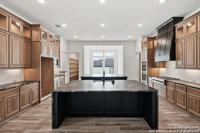 Image 15 of 47 For 27914 Arrowsmith