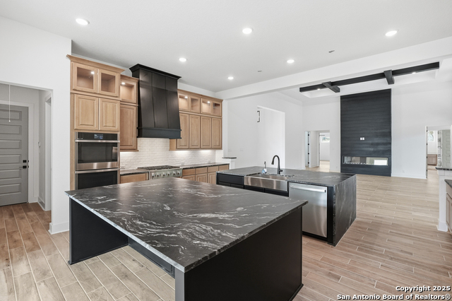 Image 18 of 47 For 27914 Arrowsmith