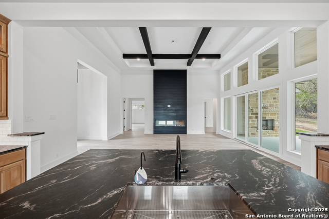 Image 22 of 47 For 27914 Arrowsmith