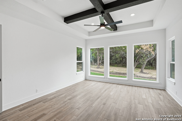 Image 33 of 47 For 27914 Arrowsmith