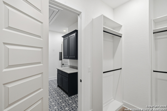 Image 40 of 47 For 27914 Arrowsmith