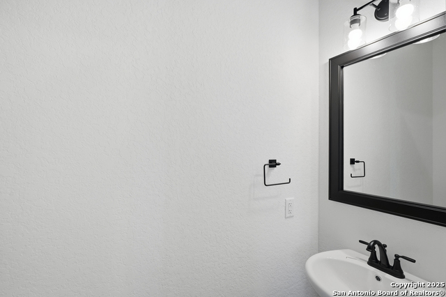 Image 45 of 47 For 27914 Arrowsmith