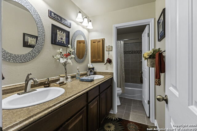 Listing photo id 24 for 306 Oak Knoll