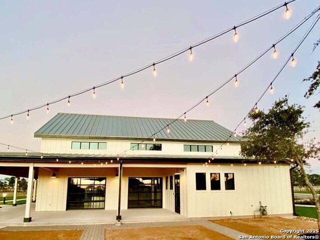 Image 3 of 40 For 1308 Robison