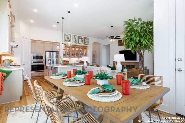 Image 32 of 40 For 1308 Robison