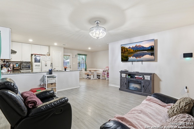 Image 16 of 34 For 5643 Vista Pont