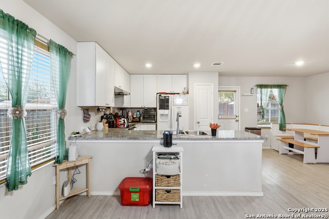 Image 17 of 34 For 5643 Vista Pont