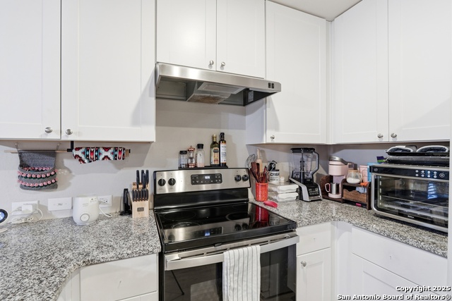 Image 21 of 34 For 5643 Vista Pont