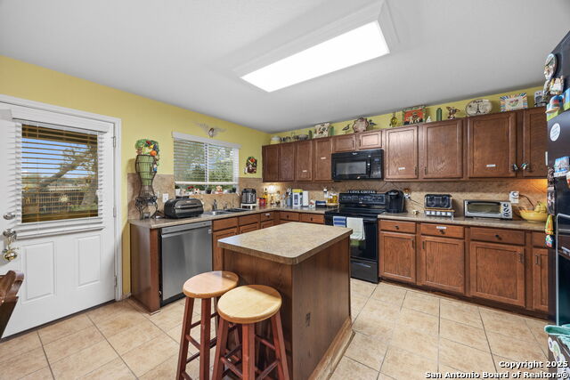 Image 11 of 25 For 12010 Dove