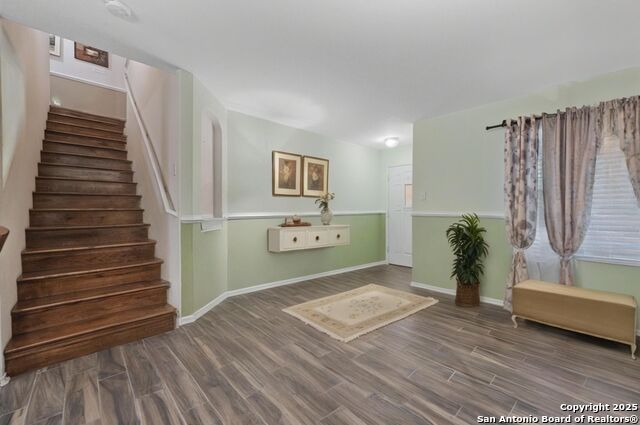 Image 4 of 25 For 12010 Dove