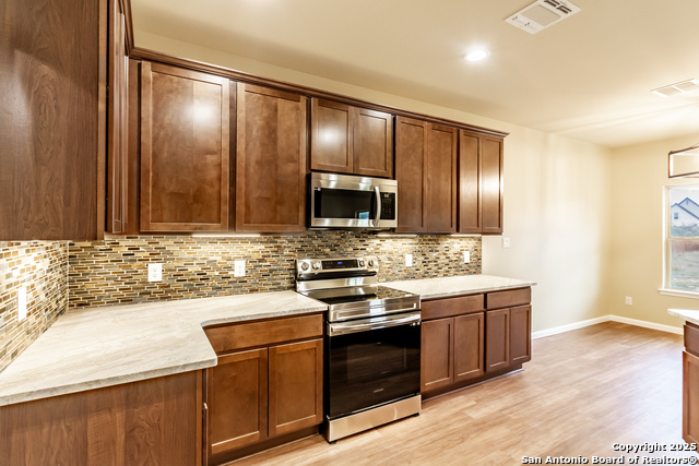 Image 13 of 45 For 110 Moses Hughes