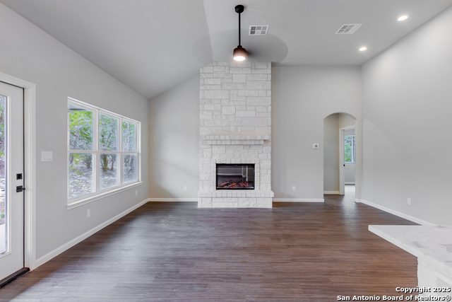 Image 12 of 45 For 1841 Cottonwood