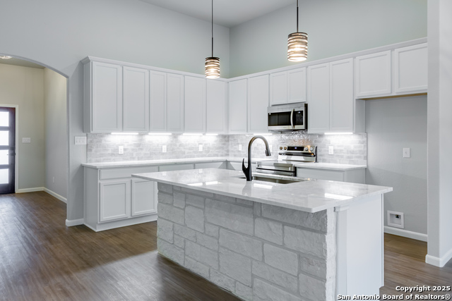 Image 15 of 45 For 1841 Cottonwood