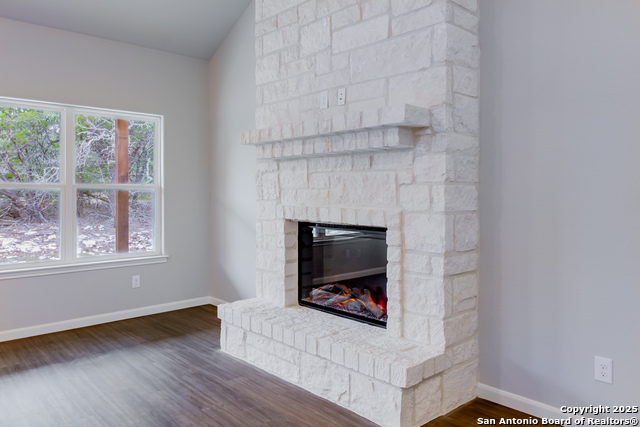 Image 23 of 45 For 1841 Cottonwood