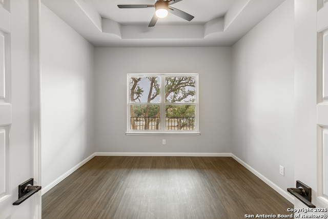 Image 37 of 45 For 1841 Cottonwood