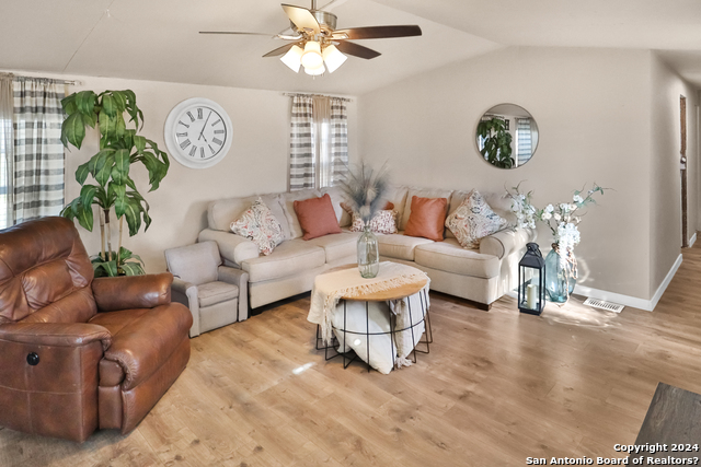 Image 4 of 16 For 1892 Fm 476