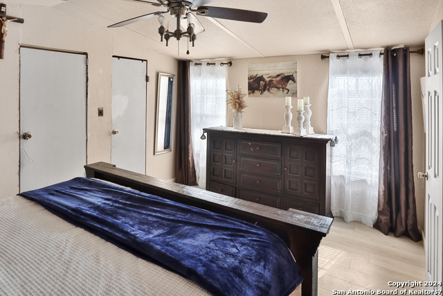 Image 9 of 16 For 1892 Fm 476