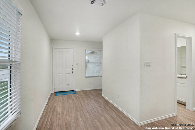 Details for 10402 Varmus, Converse, TX 78109