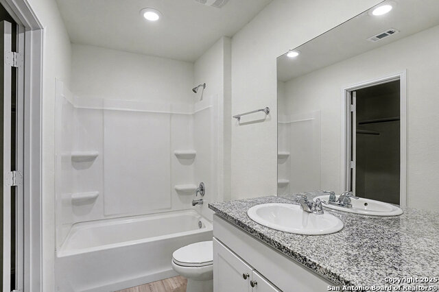 Image 17 of 26 For 10402 Varmus