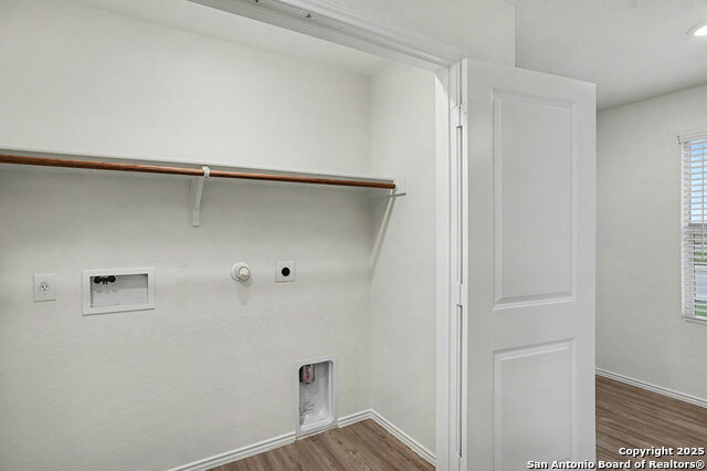 Image 19 of 26 For 10402 Varmus