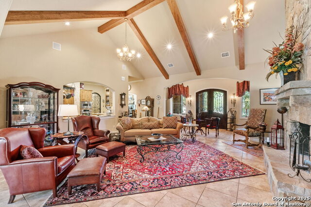 Image 17 of 50 For 325 Whitestone